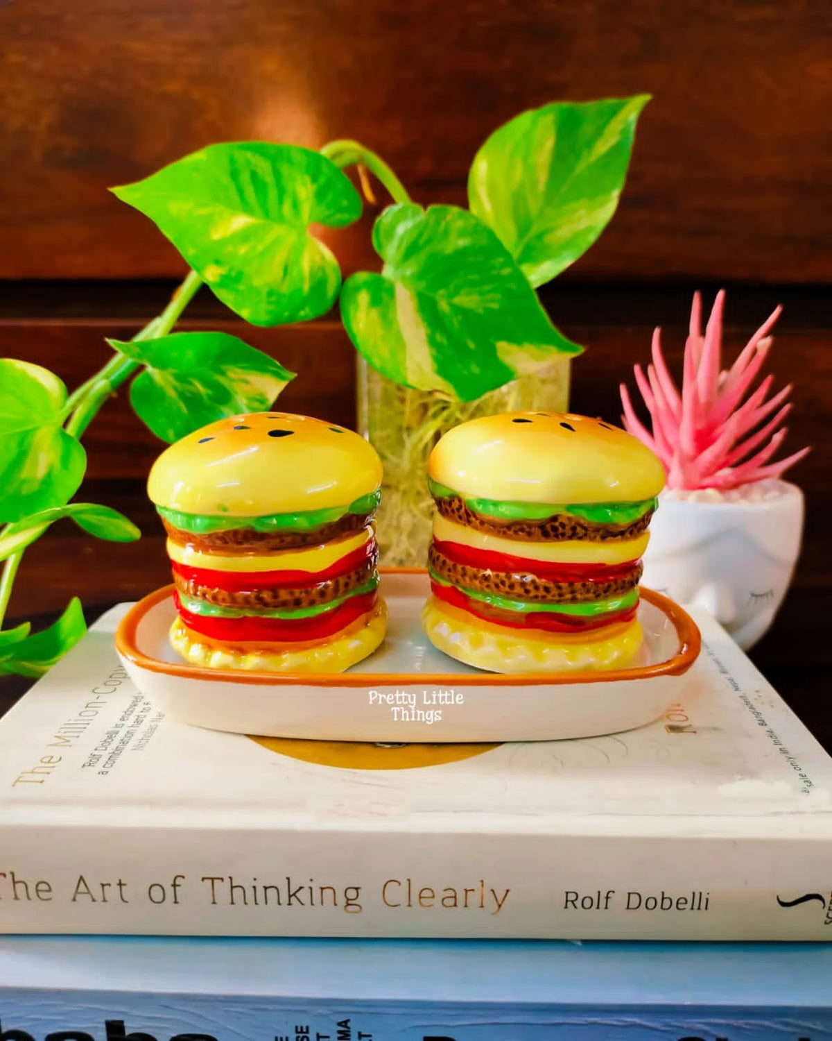 Burger Cruet Set