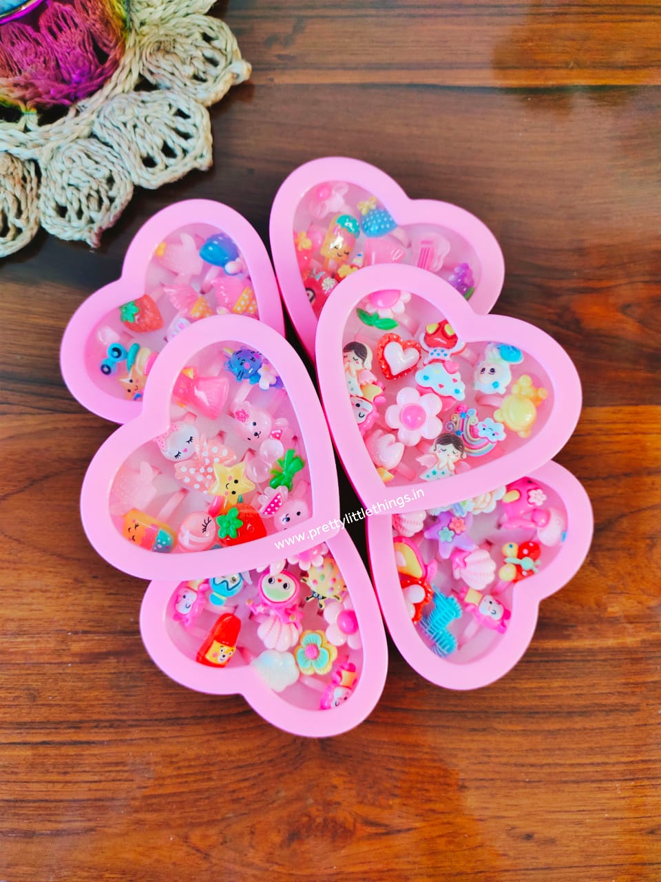 Kids Finger Rings Heart Shape Box