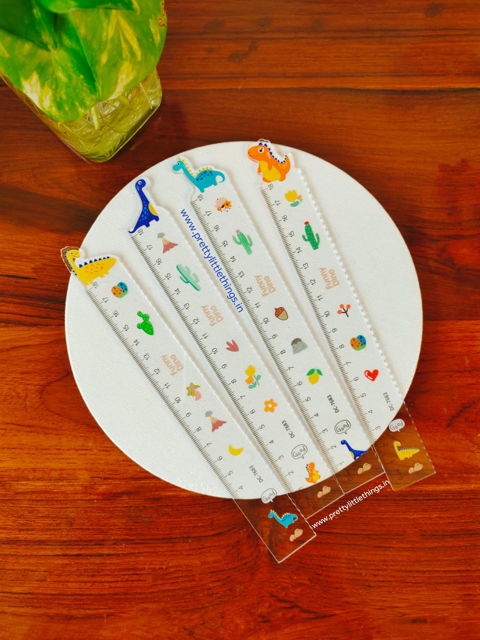 Dino Themed Scale / Ruler – Pretty Little Things