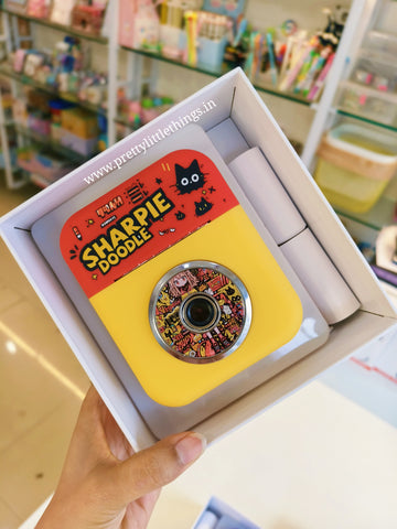 Small Things Click Click and print camera – Pretty Little Things