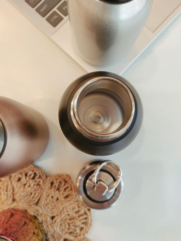 Elegant Pastel Metallic Portable Insulated Flasks (~250 Ml)