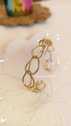 Radiant Ellipse Link Open Cuff Bangle / Kada