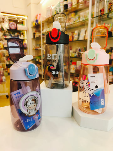 Toddlers Lightweight 480 ml Water Bottles
