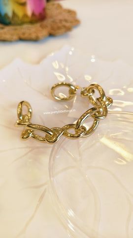 Bold Bond Links Open Cuff Bangle / Kada