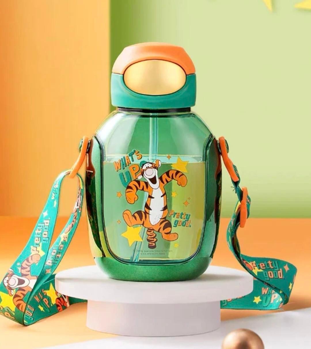 Frozen Sipper Water Bottles (550 ml, With Strap)