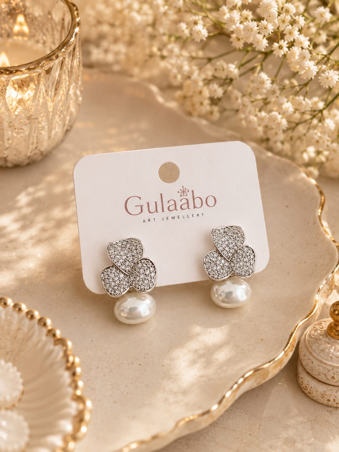 Three Petals & Pearl, Earrings