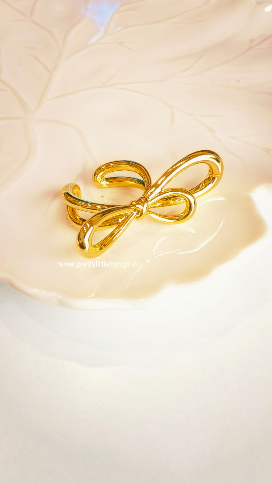 Bow Pattern Anti Tarnish Finger Ring Gulaabo