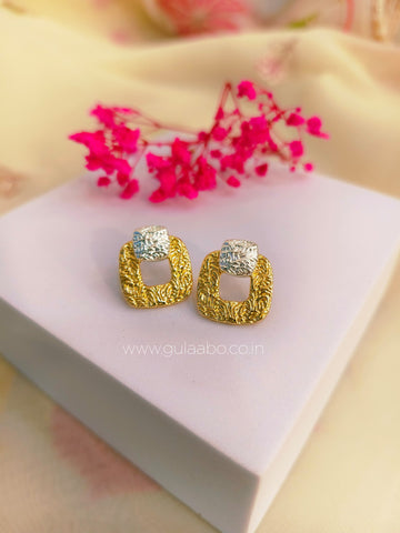 Zikr, Earrings